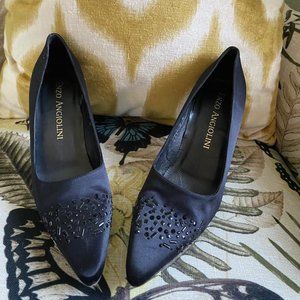 Enzo Angiolini leather lined pump size 9M